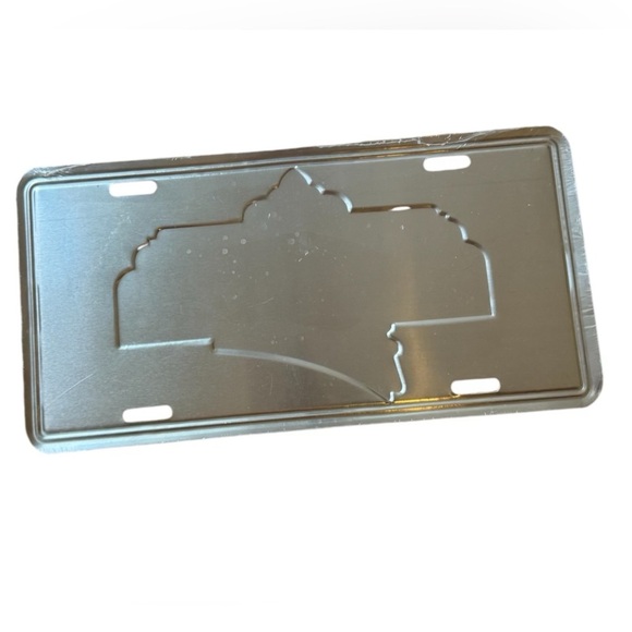 VTG 1980's Universal Studios Florida Souvenir Metal License Plate - Picture 2 of 2